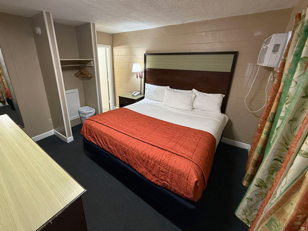 accommodation Smoking Room King No View